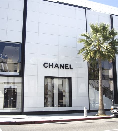 boutique esterno chanel|Chanel's Newly Opened Boutique in Beverly Hills Is Its Largest .